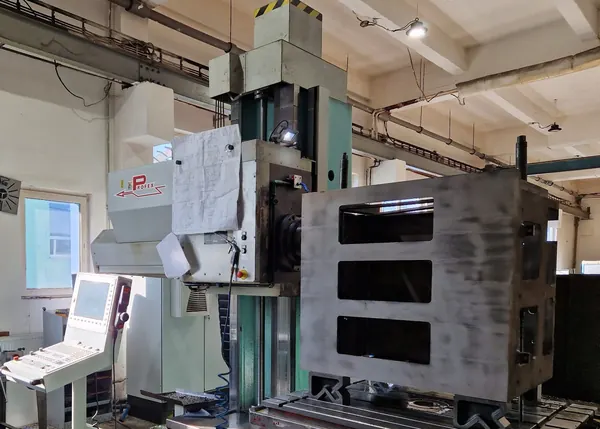 CNC horizontal milling machine
